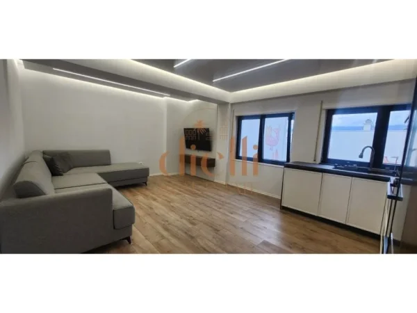 Tirane, shitet apartament 1+1 Kati 4, 64 m² 167.000 € 