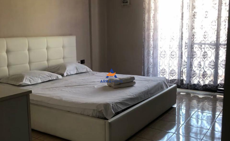Tirane, jepet me qera 1+1 Kati 6, 85 m² 571 € 
