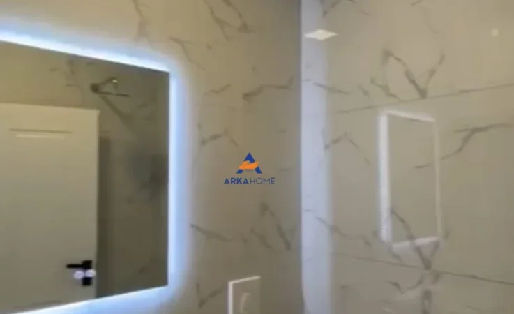 jepet me qera , 30 m² 415 €