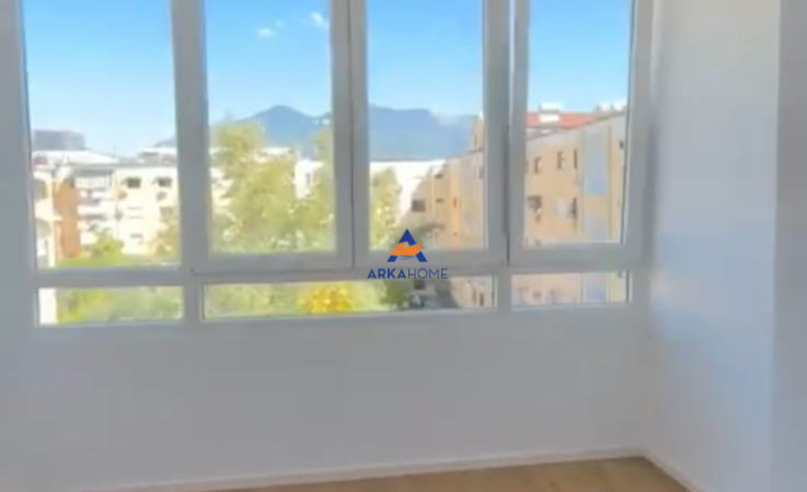 jepet me qera , 30 m² 415 €