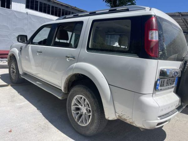 Gramsh, shes xhip Ford Everest Viti 2013, 7.800 Euro