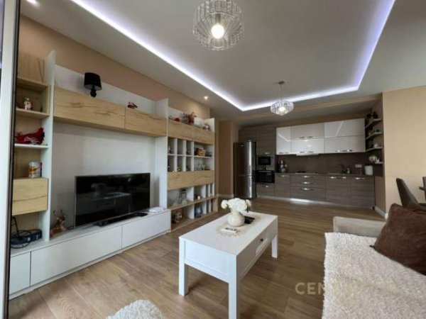 Tirane, jepet me qera apartament 2+1+BLK Kati 2, 88 m² 600 Euro (Liqeni i Thate)