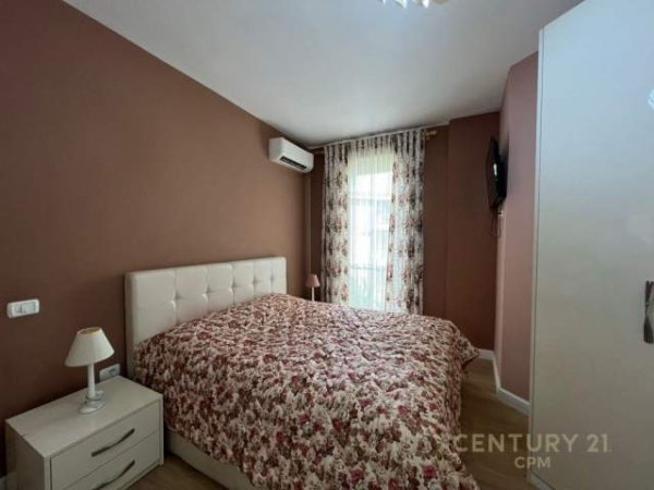 Tirane, jepet me qera apartament 2+1+BLK Kati 2, 88 m² 600 Euro (Liqeni i Thate)