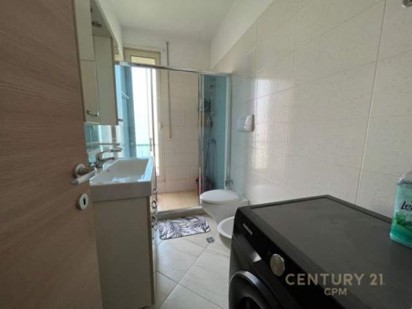 Tirane, jepet me qera apartament 2+1+BLK Kati 2, 88 m² 600 Euro (Liqeni i Thate)
