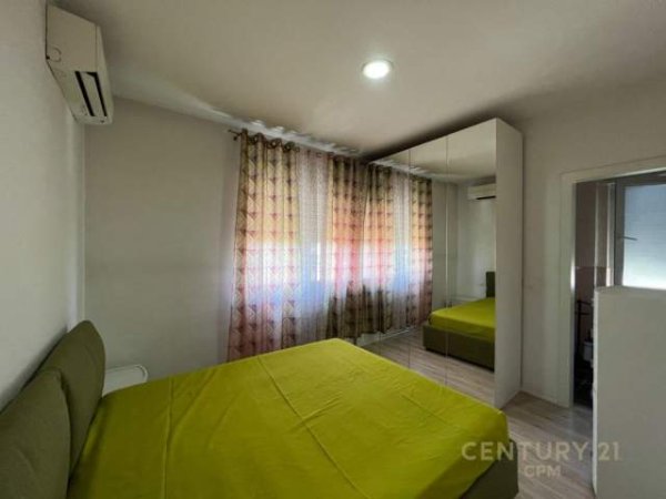 Tirane, jepet me qera apartament 2+1+BLK Kati 6, 95 m² 600 Euro (Rruga e Kavajes)