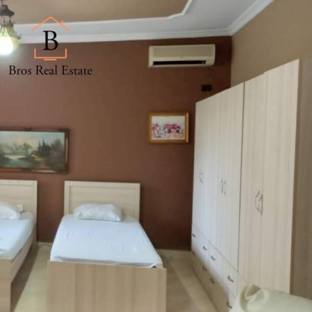 Tirane, jepet me qera apartament Kati 1, 50 m² 35.000 Leke (Rruga Dibres,Selvia)