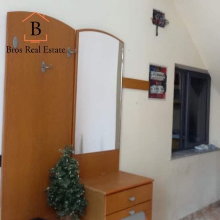 Tirane, jepet me qera apartament 1+1 Kati 1, 60 m² 35.000 Leke (Vila Gold,Rruga Dibres)