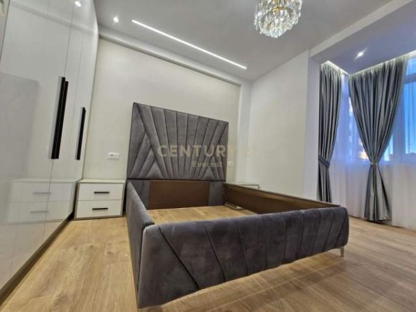 Tirane, shitet apartament 1+1 Kati 4, 79 m² 120.000 Euro (Rruga e Elbasanit)