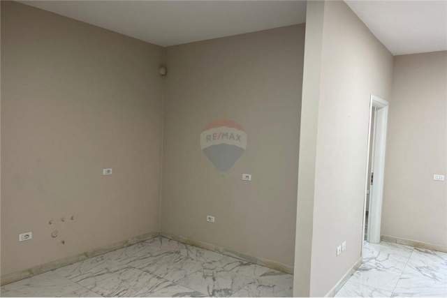 Shqiperi, jepet me qera 1+1+BLK Kati 3, 400 Euro