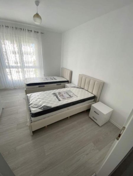 Tirane, jepet me qera apartament 2+1+Post Parkimi Kati 6, 90 m² 500 Euro (Rruga 5 Maj)