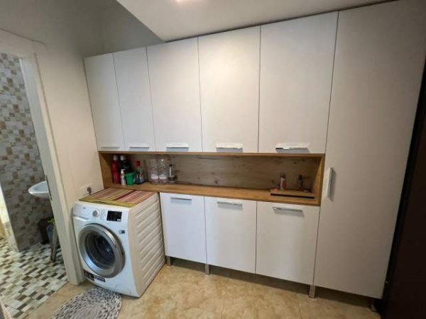 Shqiperi, jepet me qera apartament 1+1+BLK Kati 4, 57 m² 400 Euro