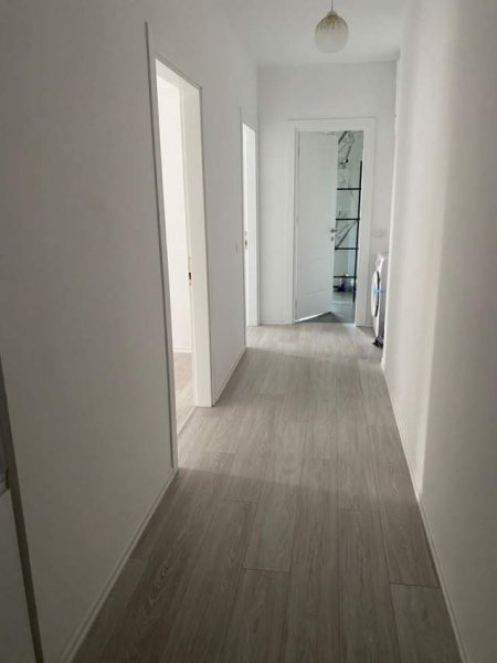 Tirane, jepet me qera apartament 2+1+BLK Kati 6, 90 m² 500 Euro (Rruga 5 Maji)