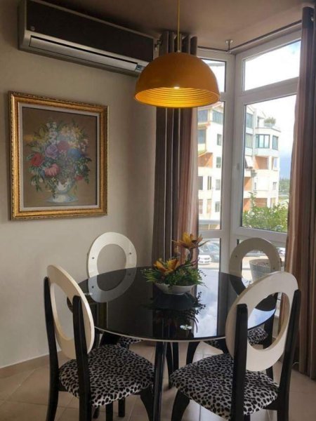 Tirane, jepet me qera apartament 2+1+BLK Kati 3, 100 m² 700 Euro (Liqeni i Thate)