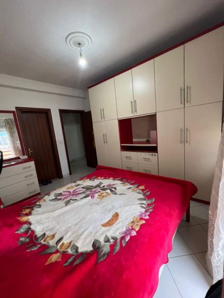 Tirane, shitet apartament 2+1+BLK Kati 4, 108 m² 118.000 Euro (Pallatet "Romario" , Astir)