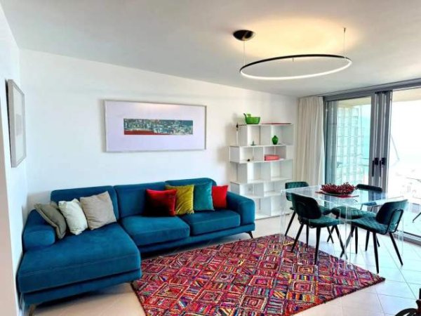 Vlore, shes apartament 2+1 88 m² 155.000 Euro (Lungo Mare, Vlore, prane Yacht Hotel)