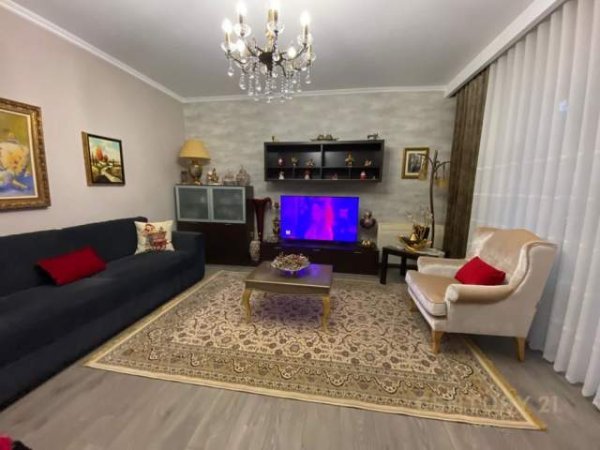 Tirane, jepet me qera apartament 2+1+A+BLK Kati 9, 130 m² 1.200 Euro (rruga e barrikadave)