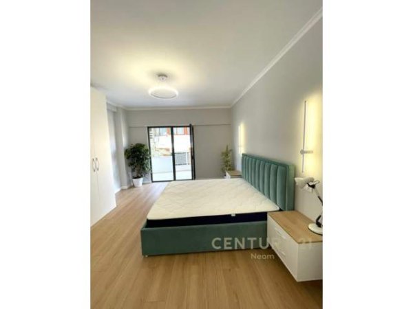 Tirane, shitet apartament 2+1 Kati 2, 92 m² 143.000 Euro (Bill Klinton)