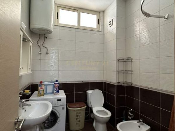 Tirane, jepet me qera apartament 2+1+BLK Kati 2, 100 m² 550 Euro (Shkolla e Baletit)
