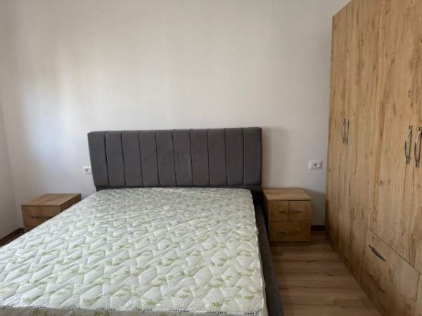 Tirane, jepet me qera apartament 2+1+BLK Kati 3, 95 m² 40.000 Leke (Teodor Keko)