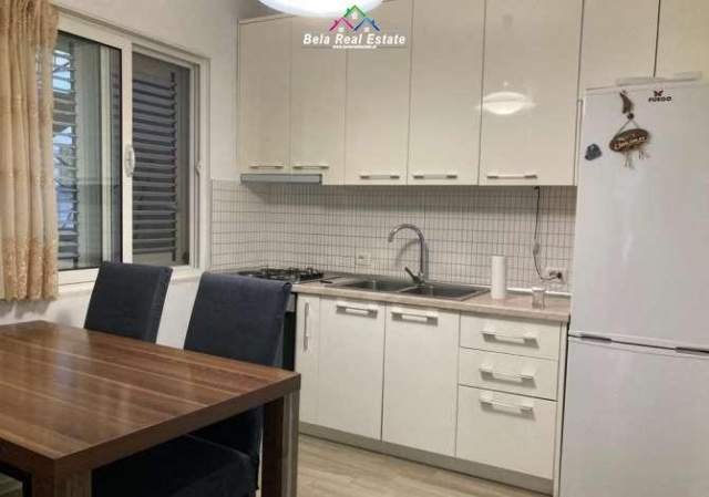 Tirane, jap me qera 2+1+BLK Kati 1, 490 Euro (zogui zi)