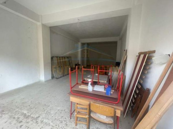 Durres, shitet ambjent biznesi Kati 0, 114 m² 63.000 Euro (l.nr 5)