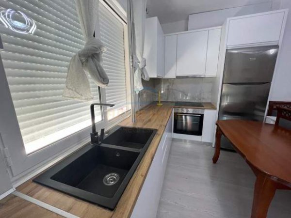 Tirane, ofert apartament Kati 5, 90 m² 500 Euro (RRUGA TEODOR KEKO)