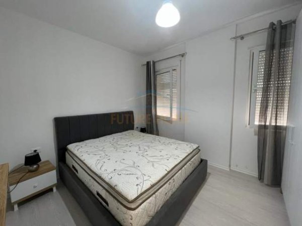 Tirane, jepet me qera apartament 2+1+BLK Kati 5, 90 m² 500 Euro (Teodor Keko)