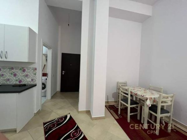 Tirane, shitet apartament 71 m² 100.000 Euro