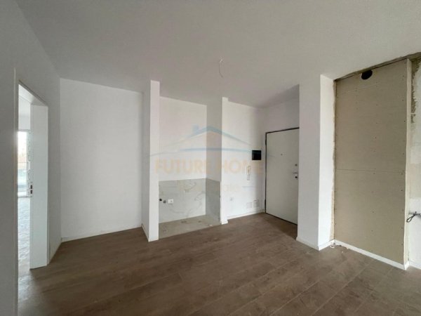 Tirane, shitet apartament 2+1 Kati 2, 112 m² 192.000 € (Rruga Jordan Misja)