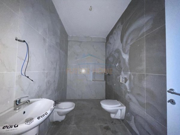 Tirane, shitet apartament 2+1 Kati 2, 112 m² 197.000 € (Jordan Misja prane Universitetit Beder)
