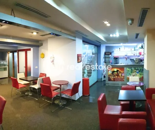 Shkoder, shes SHITET BIZNES AFER PIANO BAR, SHKODER 20.000 €