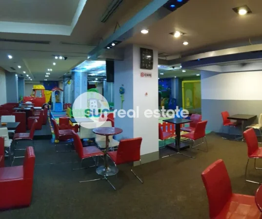 Shkoder, shes SHITET BIZNES AFER PIANO BAR, SHKODER 20.000 €