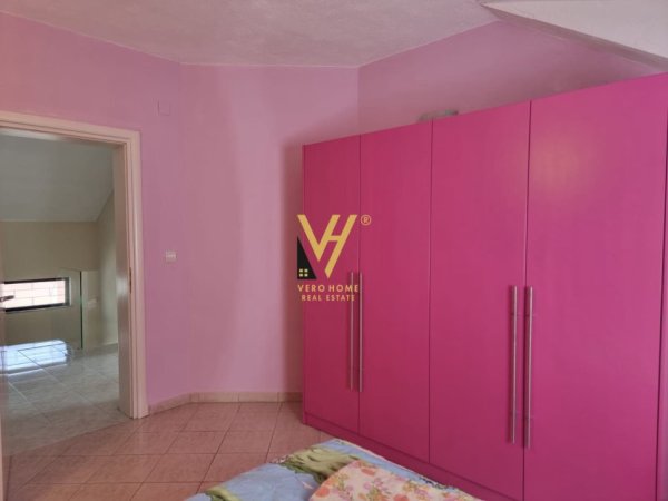 Tirane, jepet me qera Vile 2 Katshe Kati 0, 250 m² 1.700 € (ALI DEMI)