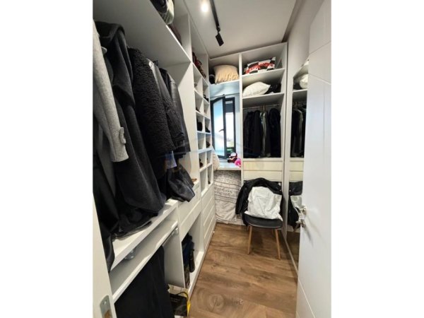 Tirane, shitet apartament 3+1+Ballkon Kati 3, 123 m² 255.000 € (OASIS RESIDENCE)