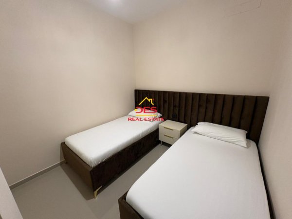 Vlore, jepet me qera apartament 2+1+Ballkon Kati 3, 100 m² 550 € (Rruga Sadik Zotaj)