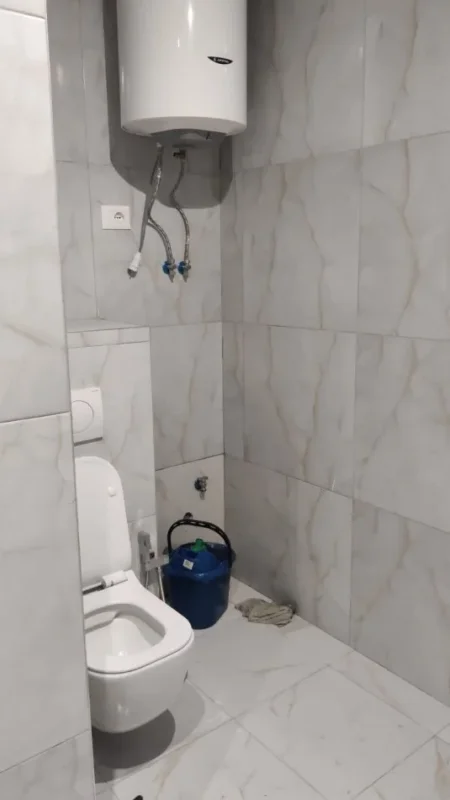 Tirane, jepet me qera apartament 1+1+Ballkon Kati 3, 55 m² 550 € (Astir)