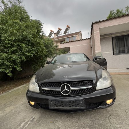 Tirane, shes makine mercedes Benzin+Gaz, e zeze automatik Kondicioner 374 km 2.000 €