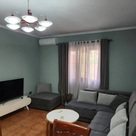 Tirane, shitet Vile 2 Katshe , 198 m² 340.000 € 