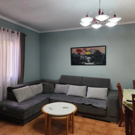 Tirane, shitet Vile 2 Katshe , 198 m² 340.000 € 
