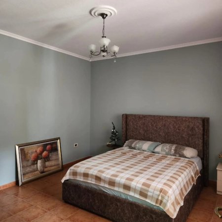 Tirane, shitet Vile 2 Katshe , 198 m² 340.000 € 