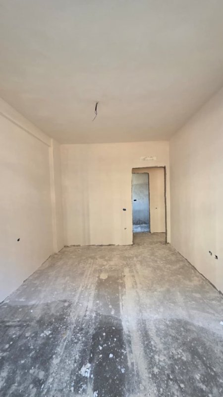 Tirane, shitet apartament 2+1+Ballkon Kati 2, 98 m² (TEG)