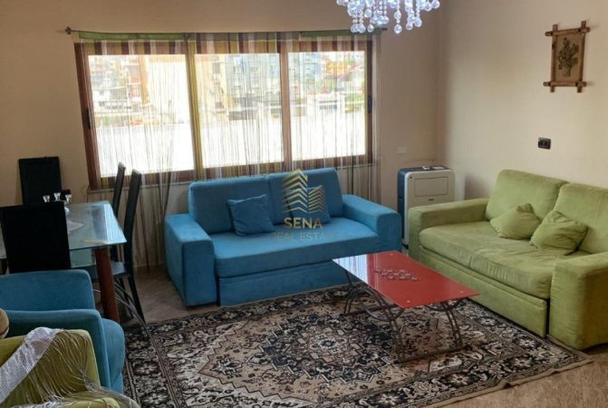 Tirane, jepet me qera Vile 2+1+Ballkon Kati 3, 80 m² 400 € (Rruga Shaban Duka,)