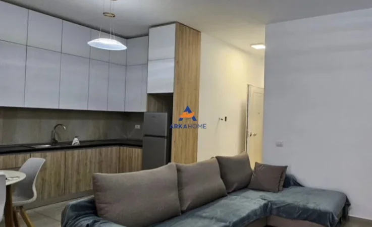 Tirane, jepet me qera apartament 1+1+Ballkon Kati 2, 63 m² 500 € 