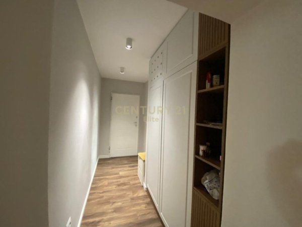 Tirane, shitet 3+1 Kati 4, 130 m² 240.000 € (21 Dhjetori)