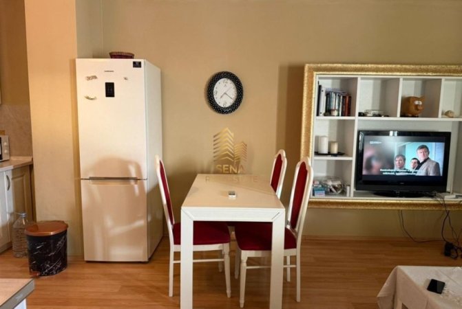 Tirane, jepet me qera apartament 1+1 Kati 9, 75 m² 450 € (Rruga Besim Alla)