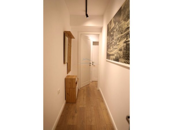 Pogradec, shitet apartament 2+1 Kati 1, 75 m² 110.000 € (Stadiumi)