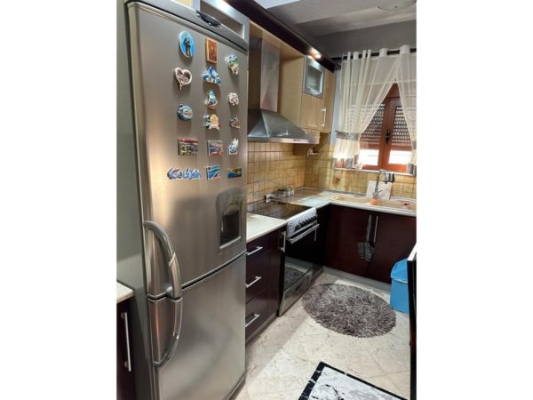 Pogradec, shitet apartament 2+1 Kati 4, 100 m² 120.000 € (Rruga 1 Qershori)