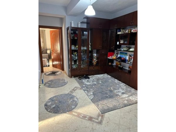 Pogradec, shitet apartament 2+1 Kati 4, 100 m² 120.000 € (Rruga 1 Qershori)