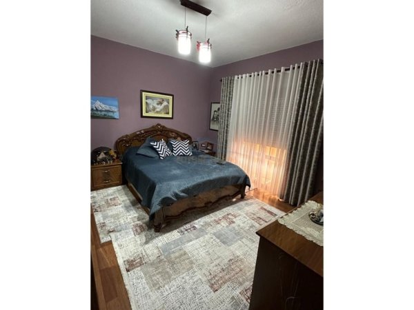 Pogradec, shitet apartament 2+1 Kati 4, 100 m² 120.000 € (Rruga 1 Qershori)