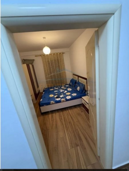 Durres, jepet me qera apartament 2+1+Ballkon Kati 4, 112 m² 450 € 